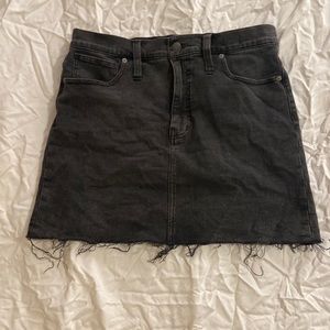 Madewell Stretch Denim Straight Mini Skirt in Black